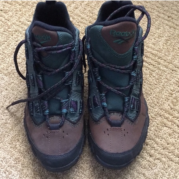 Reebok Other - Reebok “DRT 2” sneakers